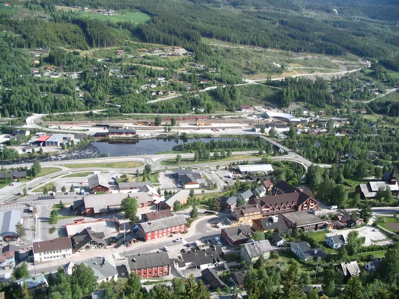 Åls centrum i Hallingdal sett från Sundreberget