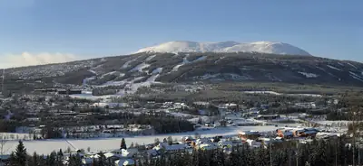 Skidbackarna på Trysilfjellet ovanför Innbygda, fotograferade i februari 2011