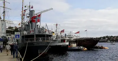 Historiska fartyg i Arendals hamn