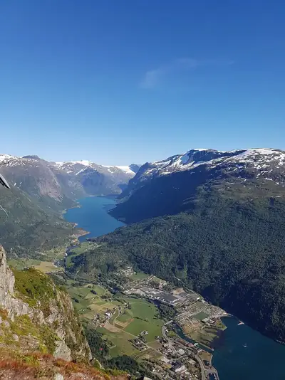 Loen och Lodalen i Nordfjord
