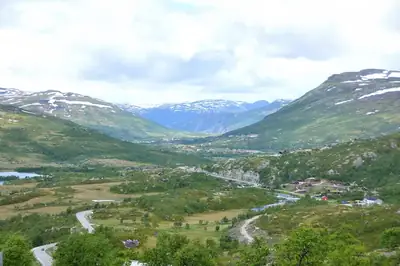 Sysendalen och riksväg 7 på västra sidan av Hardangervidda